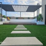 تنسيق حدائق بالدمام والخبر وتركيب العشب الصناعي والشلالات والمظلات والغرف الزجاجية